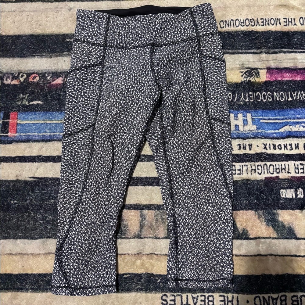 Lululemon Tight Stuff Crop Black and White Patterned Leggings 4